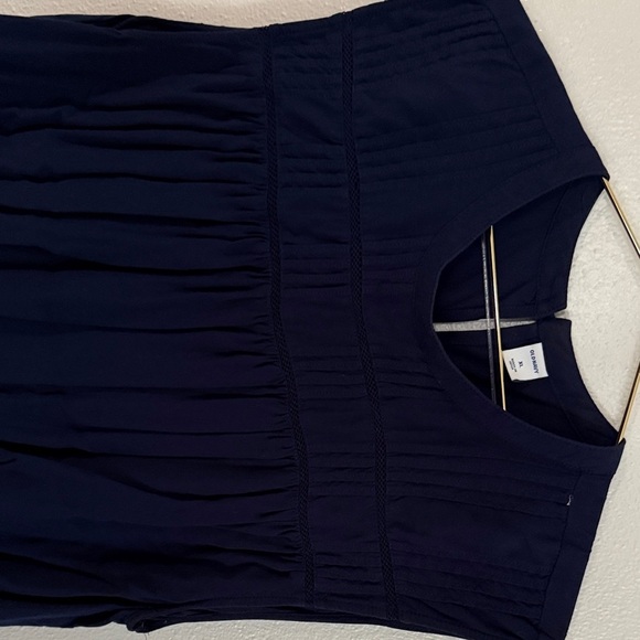 Old Navy Navy Blue Sleeveless Blouse - Picture 5 of 5